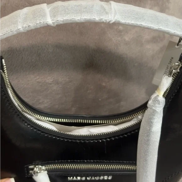 Marc Jacobs Shiny Black Leather Hobo Bag